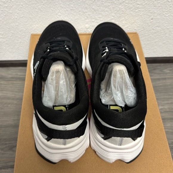 Ryka Made For Women Utopia Ultra Flex Run Running Sneaker (WIDE) - Picture 7 of 9